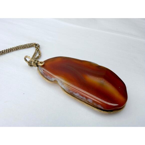 Vintage 70s Natural Agate Slice Pendant Necklace Gold Tone 24" Long Chain - Picture 2 of 10